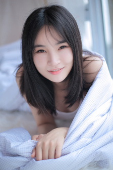 去掉小内打扑克的视频原声